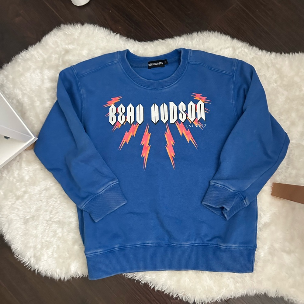 Beau Hudson Blue Graphic Sweatshirt
